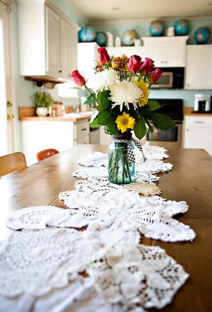 Decoração com toalhinhas de crochê