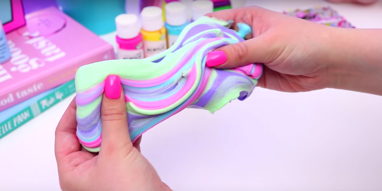 slime-massa-viscosa-que-esta-na-moda-7 como fazer slime caseiro, a nova moda das redes sociais