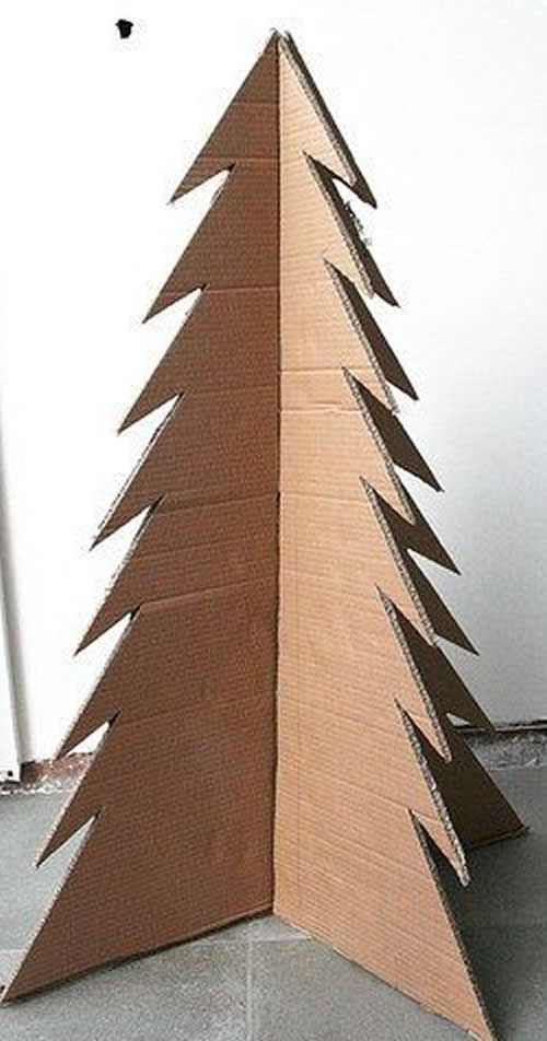Árvore de Natal de Papelão