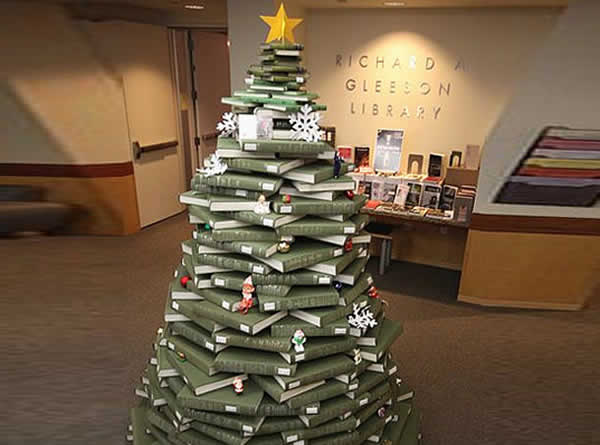 Árvore de Natal com Livros