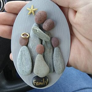 Presépio de Natal com pedras