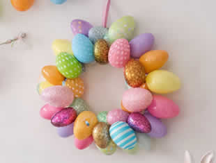 Decoração com Ovinhos Coloridos para Páscoa - Guirlanda
