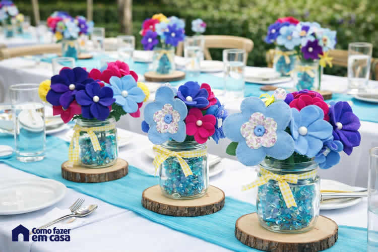 Decoração com Flores de Tecido