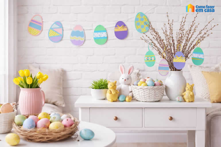 Decoração com Ovos Coloridos de Papel para Páscoa