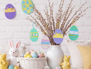 Decoração com Ovos Coloridos de Papel