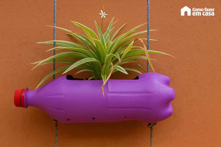 Vaso com Garrafa PET