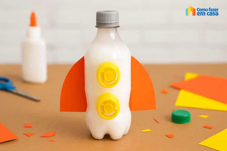 Foguete com Garrafa PET - Brinquedo