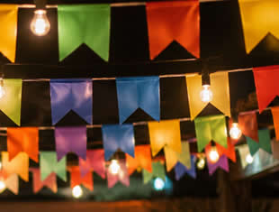 Bandeirinhas de São João