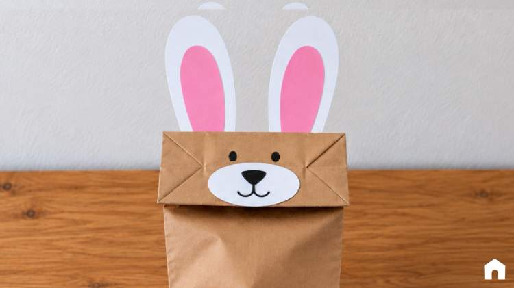 Fantoche com papel de coelhinho