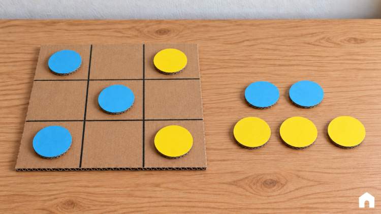 Aprenda como fazer jogo da velha de papelão