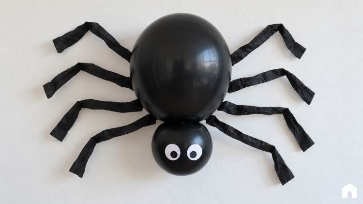 Enfeites com Balões para Halloween