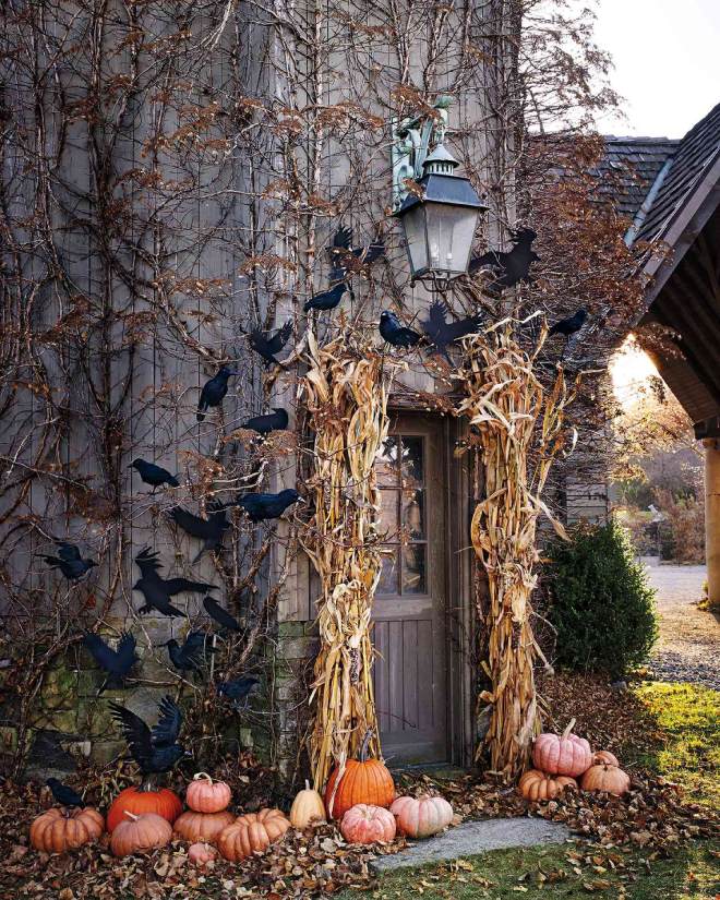 Morcegos para Decorar o Jardim no Halloween